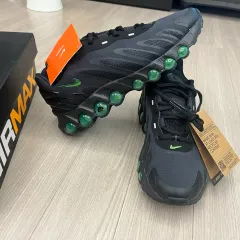 ナイキ エアマックス dn8 검초 265 新品