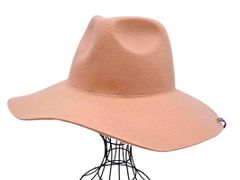 Item thumbnail for item 3941c6bd-35cf-4acb-ae80-70c615e33b02