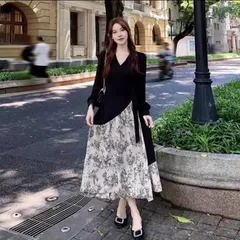 【新品】秋配色切替大きいサイズレディースゆったりロングワンピース　体型カバー　黒長袖