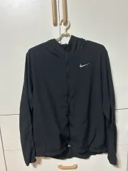 ナイキ ドライフィット ジップアップ