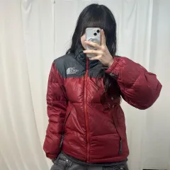 THE NORTH FACE ザノースフェイス レッド ヌプシ Nuptse(ヌプシ) 700 ダウン