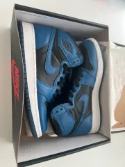 ナイキ エア ジョーダン 1 ハイ ブルー