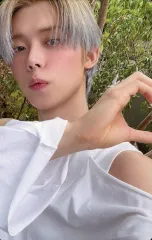 【中古】コレクションカード(男性) TOMORROW X TOGETHER/ヨンジュン(YEONJUN)/裏面白/CD「Starkissed(初回限定フォトカード盤)」(PROV-1067)封入セルフィーフォトカード E