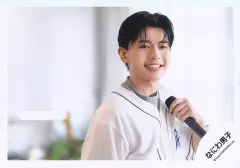 【中古】生写真(STARTO) なにわ男子/長尾謙杜/横型・バストアップ/シングル「コイスルヒカリ」MV＆ジャケ写オフショット/公式生写真