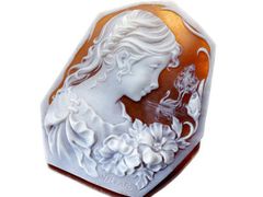 女性の思い　ストーン　カメオ　ルース ジュエリー極】森の中の女性像 高級ブルーストーンカメオルース 50.0