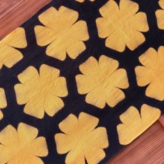 s61【sato】手染め ブラック地に いちょうのくすみイエロー 雪花絞り