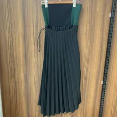 TOGA PULLA トーガプルラ／ ブラック×グリーン/TP12-FG214/プリーツ スカート／サイズ S