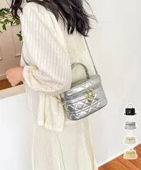 キルティング バニティバッグ 斜めがけ鞄