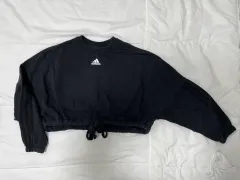 アディダス クロップド スウェット ブラック ウィメンズLサイズ