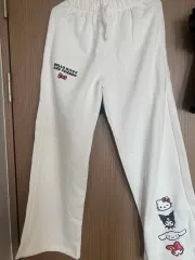 サンリオ ザラ ハローキティ ズボン (正規品 新品)