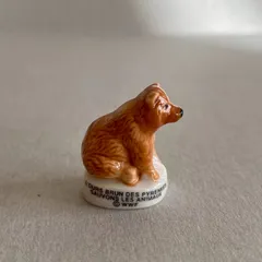 ピレネーグマのフェーブ／くま／動物／WWF／フランス雑貨／陶器ミニチュア／ブロカント／ヴィンテージ／蚤の市／幸運の小さな陶器