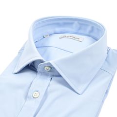 ターンブル&アッサー、英国製、新品未使用、ライトブルードレスシャツ、サイズ42 タンブルアンドアッサー、英国製、新品未使用、ライトブルードレス