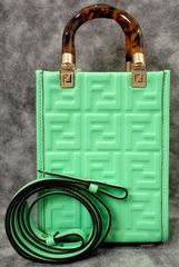 極美品！FENDI モン トレゾール ミニ バケットバッグ2wayFF柄希少色緑 