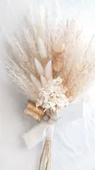 エクリュカラーの winter swag