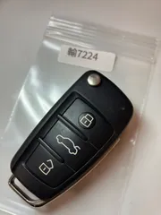 YU7224 ランプ点灯 アウディ純正 キーレス リモコン スマートキー A3 A6 A4 アバント A8等 3ボタンのサムネイル