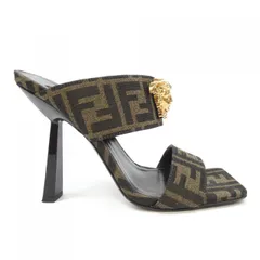 2025年最新】フェンダーチェ サンダルの人気アイテム - メルカリ