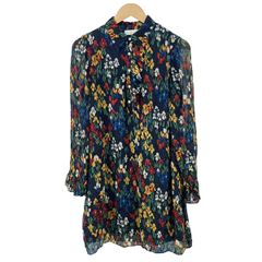 Item thumbnail for item 8065940a-b2e3-42d8-bcaa-e42fabf6cc07