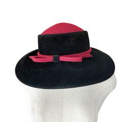 Item thumbnail for item db68c790-ee3a-4070-8e9b-a67277676c6a