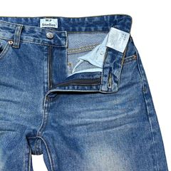 Item thumbnail for item 4be6156b-ae33-46f1-b256-f067492fd91f