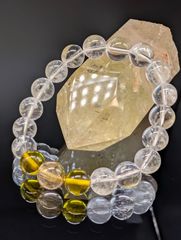 女神の黄金のヴェール パールバティ渓谷産 天然水晶 約14ミリ - メルカリ