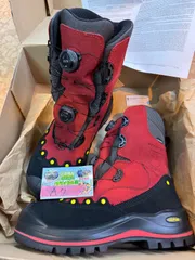 ファナーチェーンソーブーツ 赤黒 サイズ25.5〜26.0（EU41） ファナーチェーンソーブーツ 赤黒 サイズ25.5〜26.0（EU41） - メルカリ