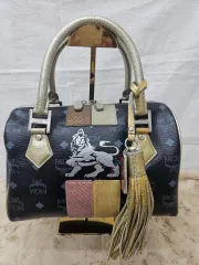 2025年最新】mcm ライオンの人気アイテム - メルカリ