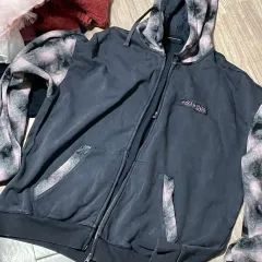 ウィークエンダーズ フーディ ジップアップ