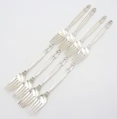 ジョージジェンセン　エコーンsterling925 スープスプーン4本　共袋付 2026年最新】ジョージ ジェンセン スプーンの人気アイテム - メルカリ