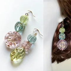 ヴィンテージ調クリアビーズピアス