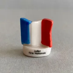 フランス国旗のフェーブ／建国記念日／フランス雑貨／陶器ミニチュア／ブロカント／ヴィンテージ／蚤の市／幸運の小さな陶器