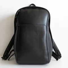 【美品】 土屋鞄 【ヴァイノ ラウンドバックパック】 ブラック リュック 鞄 レザー 25111201のサムネイル