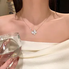 シルバーBIG蝶々ストーンモチーフネックレス