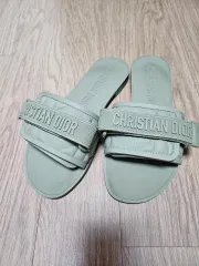 2025年最新】Christian Dior レディース サンダル・ミュールの人気