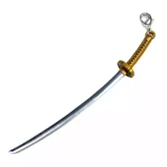 【中古】キーホルダー 三日月宗近 刀チャーム 真剣必殺Ver. 「刀剣乱舞-ONLINE- 三日月宗近 真剣必殺Ver.」 GOODSMILE ONLINE SHOP購入特典