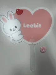 Stray Kids(ストレイキッズ・スキズ・SKZ) スキズ(Stray Kids) コンサート ポップアップ うちわ ピンバッジ リービット(Leebit) まとめ