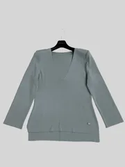 美品✨フォクシー グレースウール Vネックニット ブラック 40 ロゴプレート 2025年最新】Foxey レディース ニット・セーターの人気アイテム - メルカリ