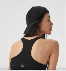 アロヨガ alo スポーツブラ ノースリーブ ブラトップ ブラック トップス 新品