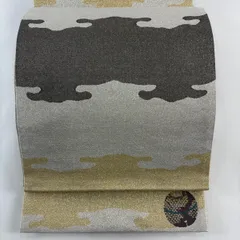 【美品】 袋帯 秀品 ワンポイント柄 霞 鈴 箔 銀色 六通 正絹 【中古】