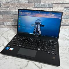 展示機並美品！合金ボディー！第11世代CPU搭載富士通製13.3型モバイル
