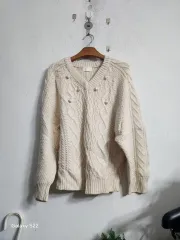 アイボリー パール POINT ケーブル ニット