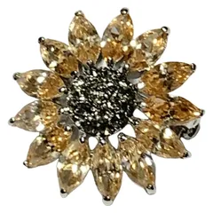 2025年最新】ブローチ フォクシーの人気アイテム - メルカリ