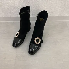 【極美品】 パール装飾スウェードショートブーツ 【24.0cm／ヒール4.5cm】