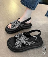 O脚 外反母趾対策 サンダル 黒 厚底 健美工房 - メルカリ