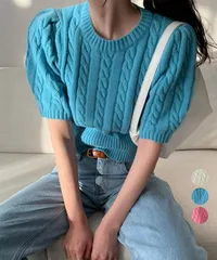 ケーブル編みニットトップス パフスリーブ