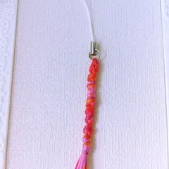 刺繍糸のレッド系グラデーションのつゆ結び編みストラップ