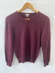 ピA101⚫︎UNIQLO⚫︎ユニクロ⚫︎Vネック⚫︎セーター⚫︎カシミヤ100%⚫︎sizeS⚫︎ワインレッド