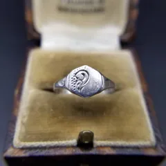 2025年最新】シグネットリング 英国の人気アイテム - メルカリ