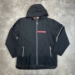 PRADA プラダ ブラック ナイロンパーカー イタリア製 ジップパーカー
