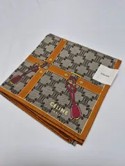 【新品】CELINE レディースハンカチ 約57㎝ 大判サイズ ミニスカーフ おひざ掛け