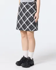 チェックミニスカート